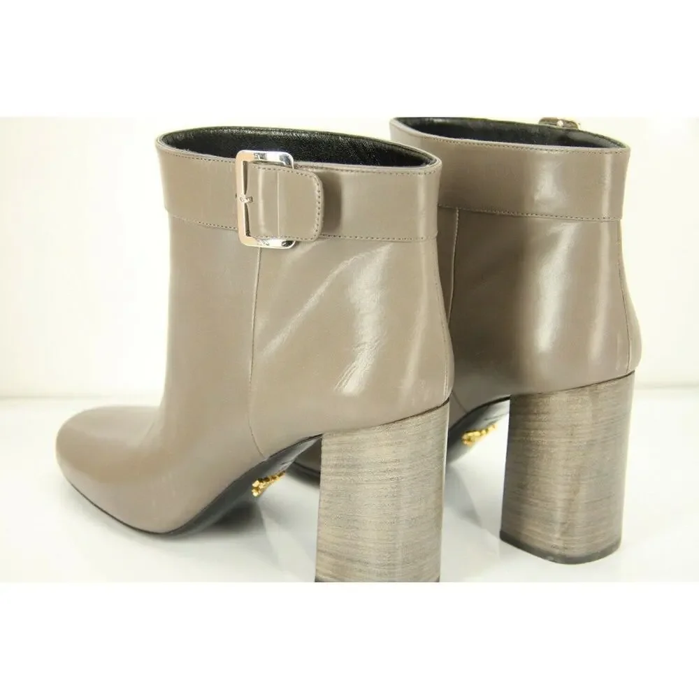 Prada grey block